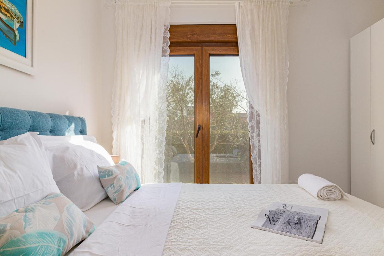 Lovely Istrian Apartment With A Private Swimming Pool And A Charming Garden Banjole Eksteriør bilde