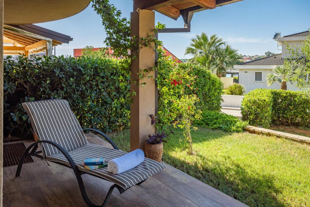 Lovely Istrian Apartment With A Private Swimming Pool And A Charming Garden Banjole Eksteriør bilde